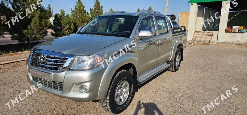 Toyota Hilux 2013 - 290 000 TMT - Туркменабат - img 5