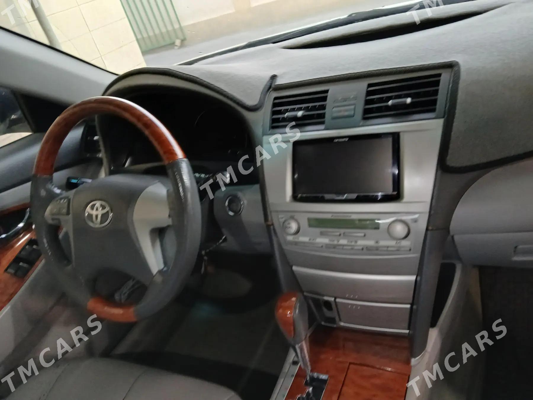 Toyota Camry 2008 - 135 000 TMT - Bäherden - img 2