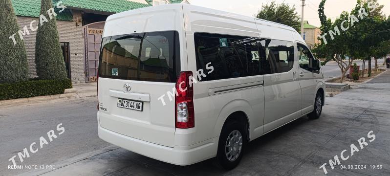 Toyota Hiace 2019 - 600 000 TMT - Büzmeýin - img 7