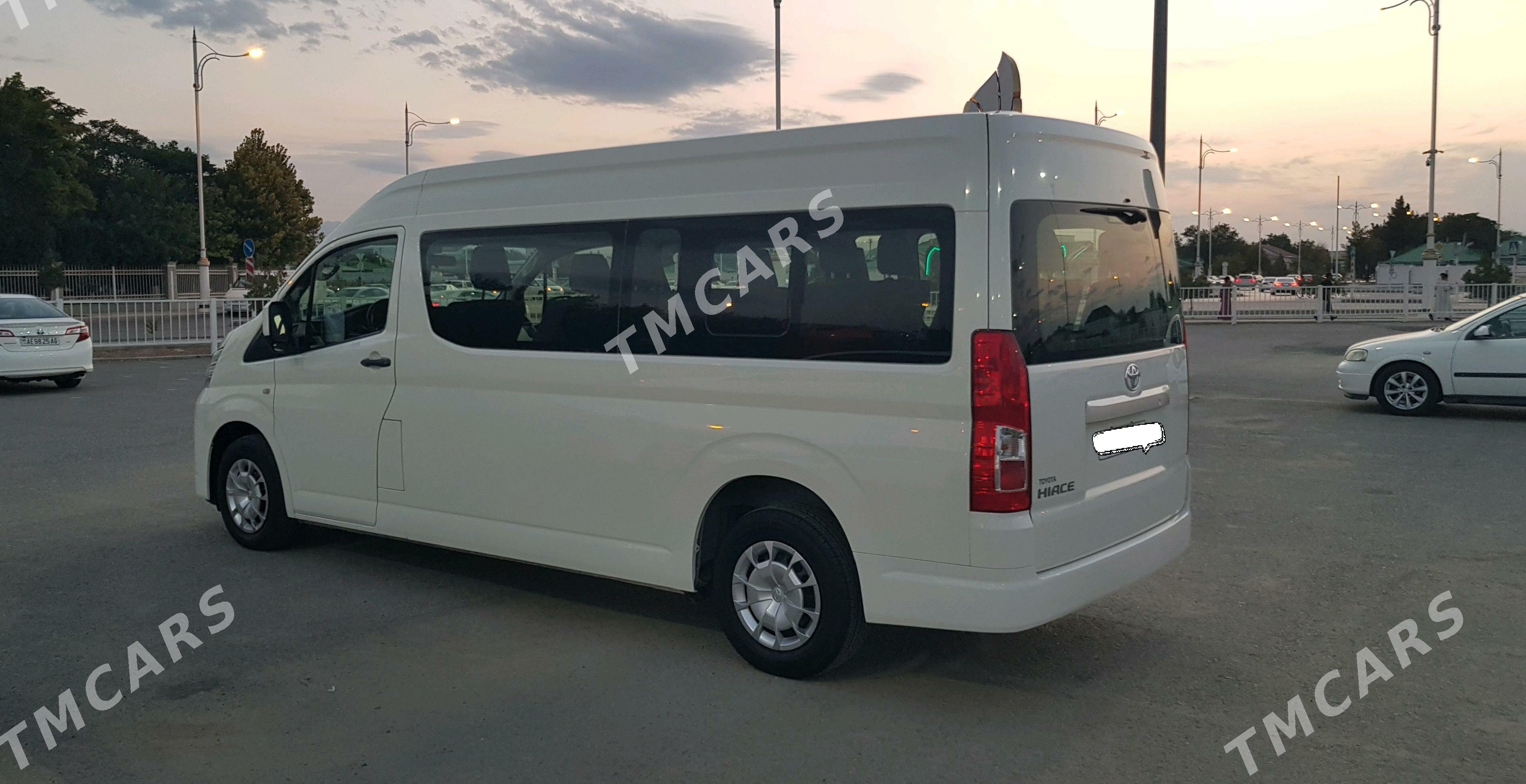 Toyota Hiace 2019 - 620 000 TMT - Ашхабад - img 3