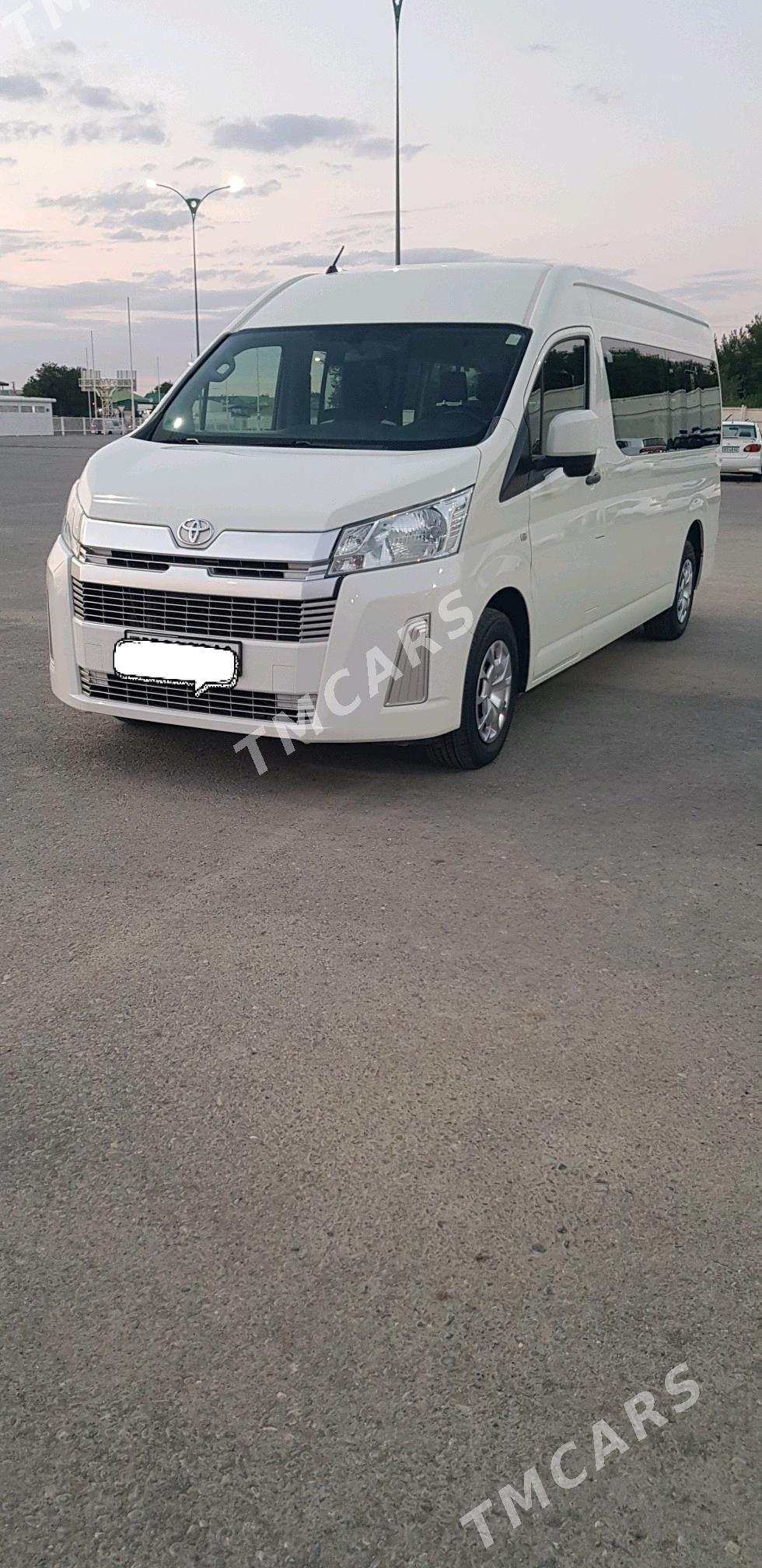 Toyota Hiace 2019 - 620 000 TMT - Aşgabat - img 4