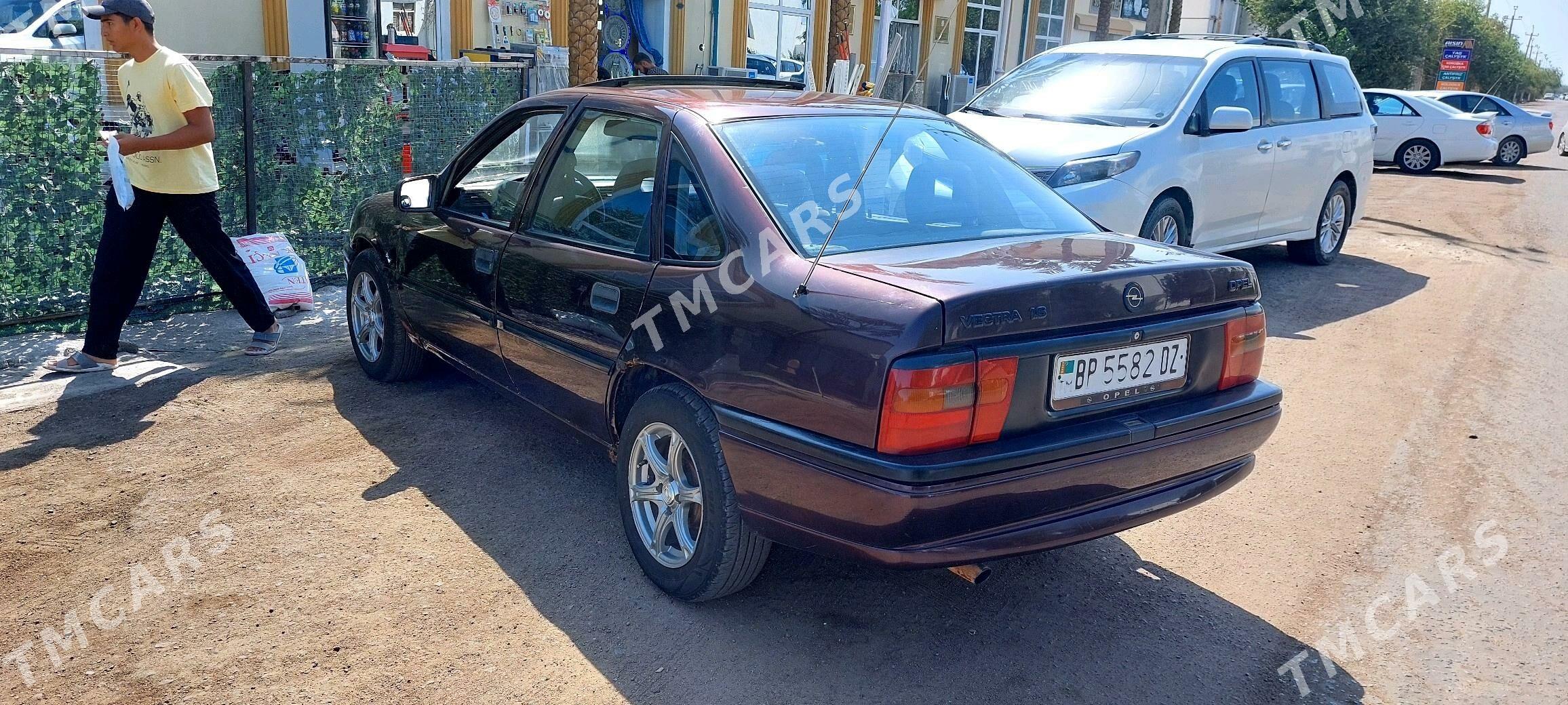 Opel Vectra 1995 - 30 000 TMT - Дашогуз - img 3