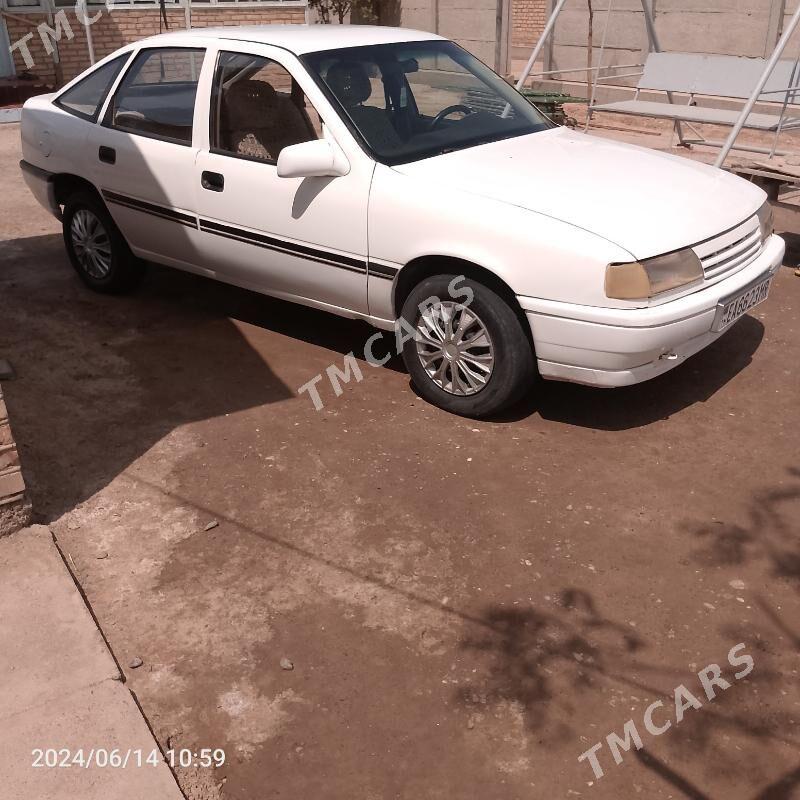 Opel Vectra 1991 - 15 000 TMT - Mary - img 2