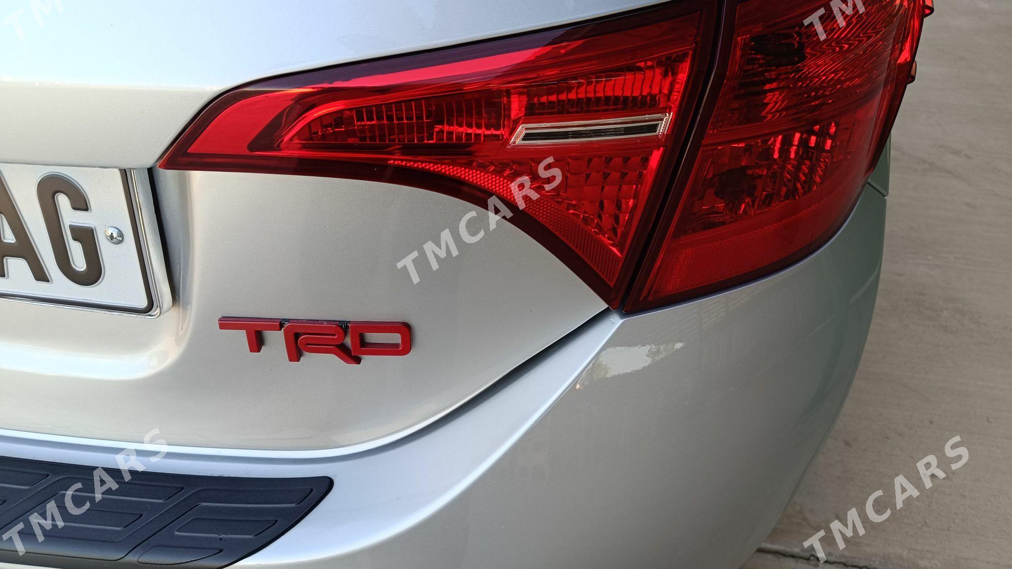 Toyota Corolla 2017 - 210 000 TMT - Тязе заман - img 6