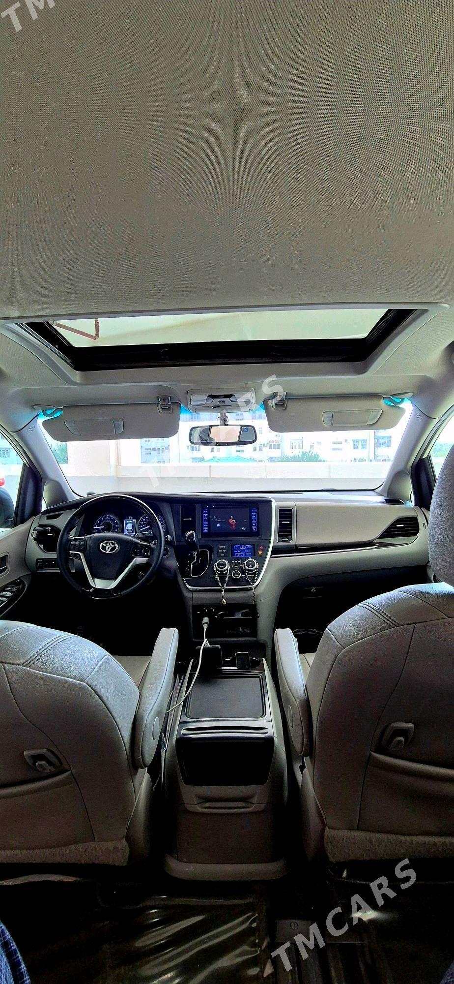 Toyota Sienna 2017 - 370 000 TMT - Aşgabat - img 6