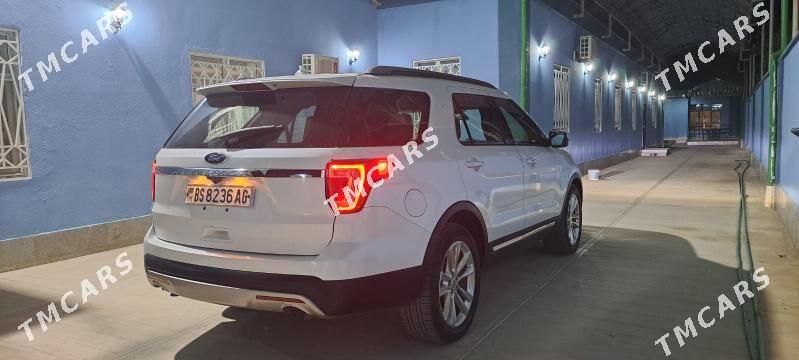 Ford Explorer 2019 - 360 000 TMT - Ак-Бугдайский этрап - img 5