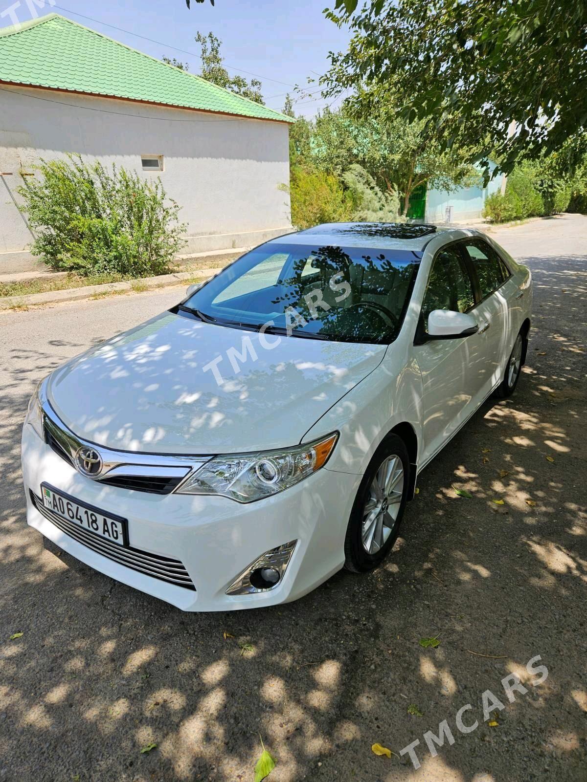 Toyota Camry 2014 - 230 000 TMT - Ашхабад - img 3