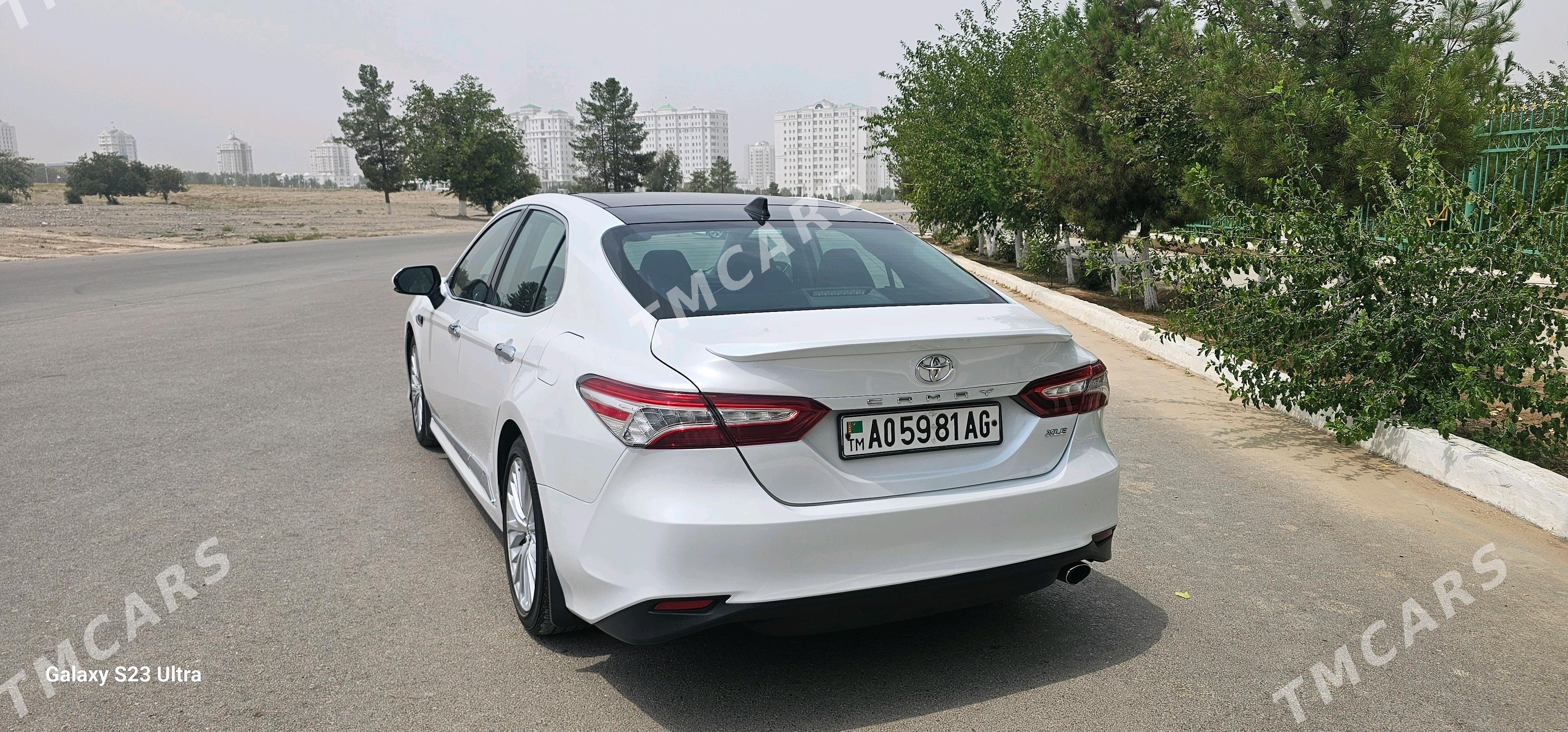 Toyota Camry 2019 - 400 000 TMT - Aşgabat - img 3