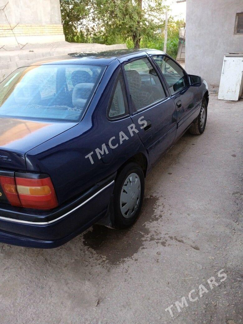 Opel Vectra 1991 - 23 000 TMT - Губадаг - img 2