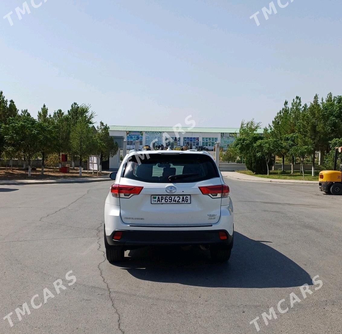 Toyota Highlander 2018 - 435 000 TMT - Aşgabat - img 3