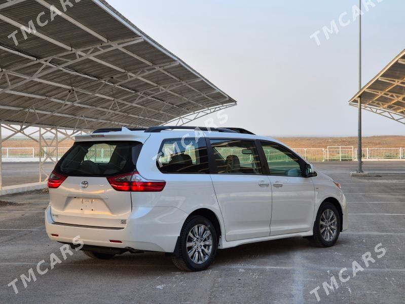 Toyota Sienna 2019 - 515 000 TMT - Ашхабад - img 7