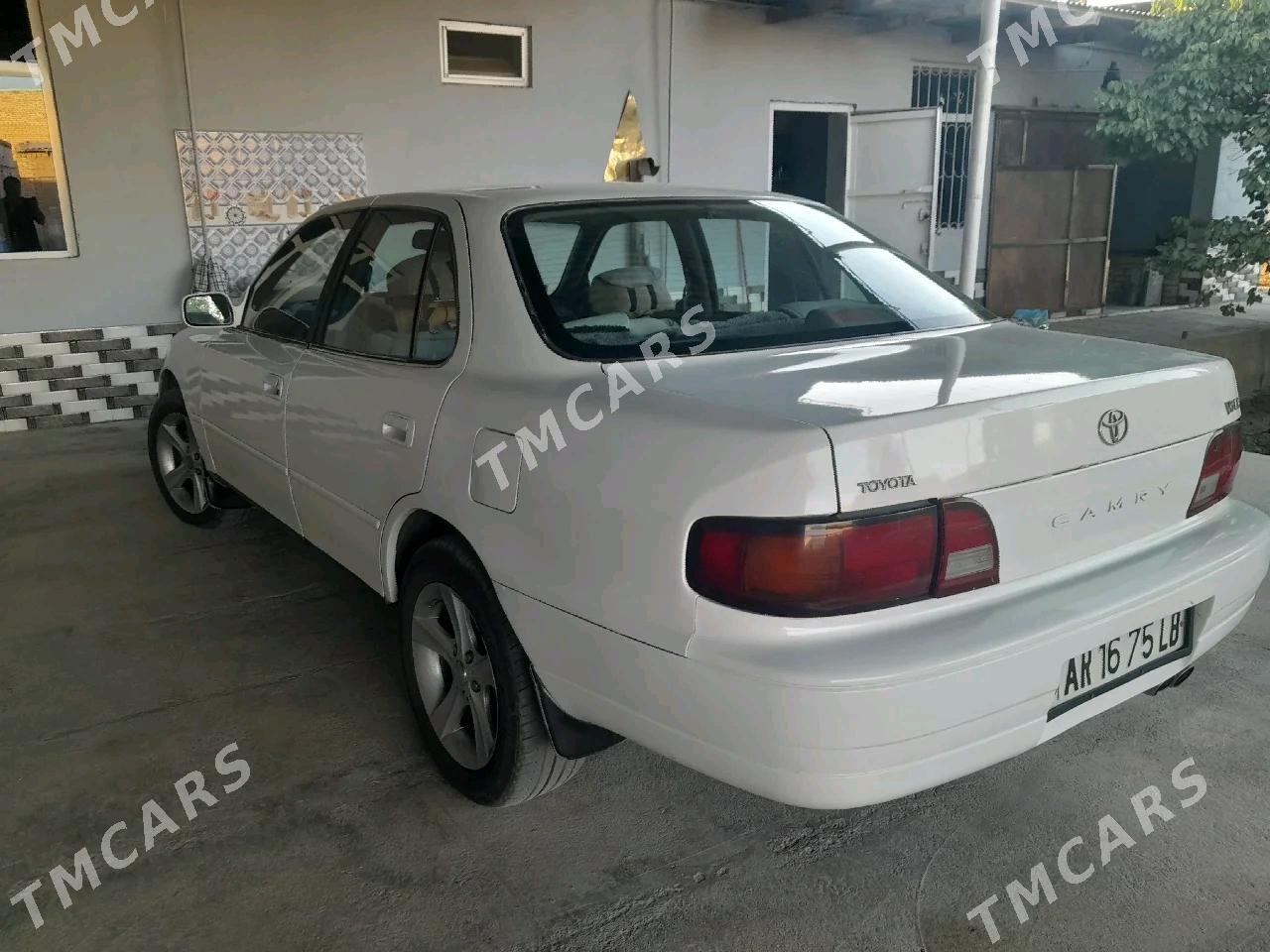 Toyota Camry 1996 - 75 000 TMT - Чарджоу - img 2