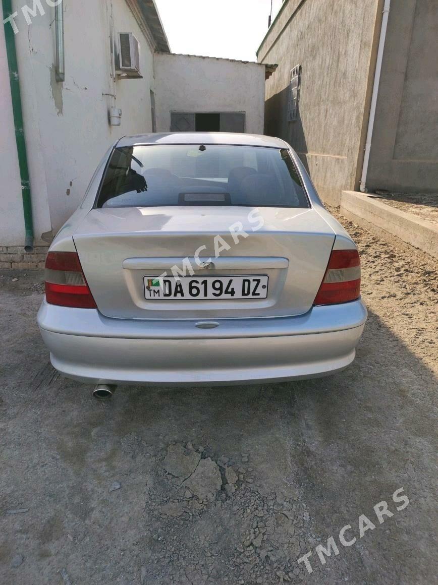 Opel Vectra 1999 - 40 000 TMT - Гурбансолтан Едже - img 4