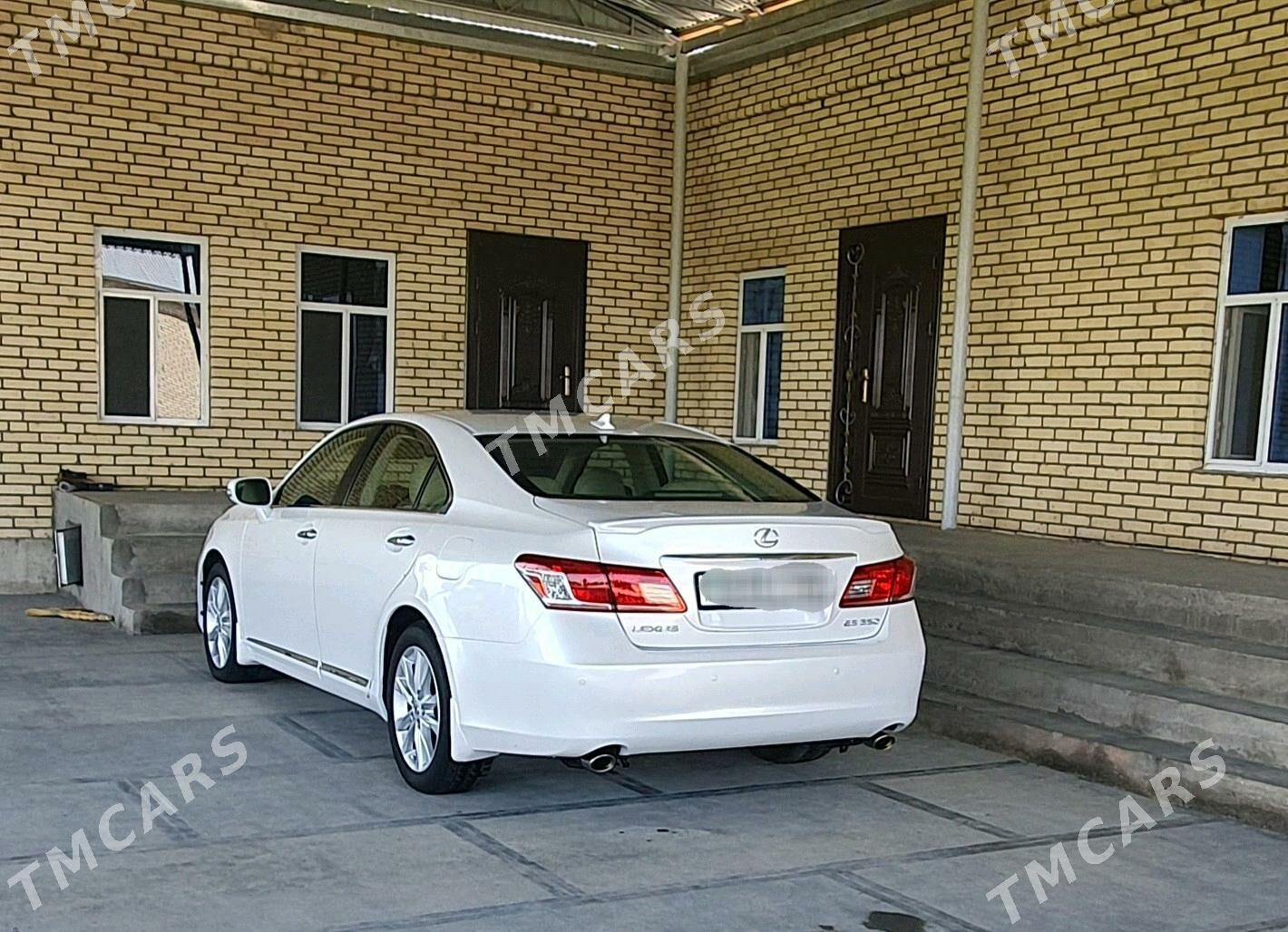 Lexus ES 350 2010 - 240 000 TMT - Мары - img 2