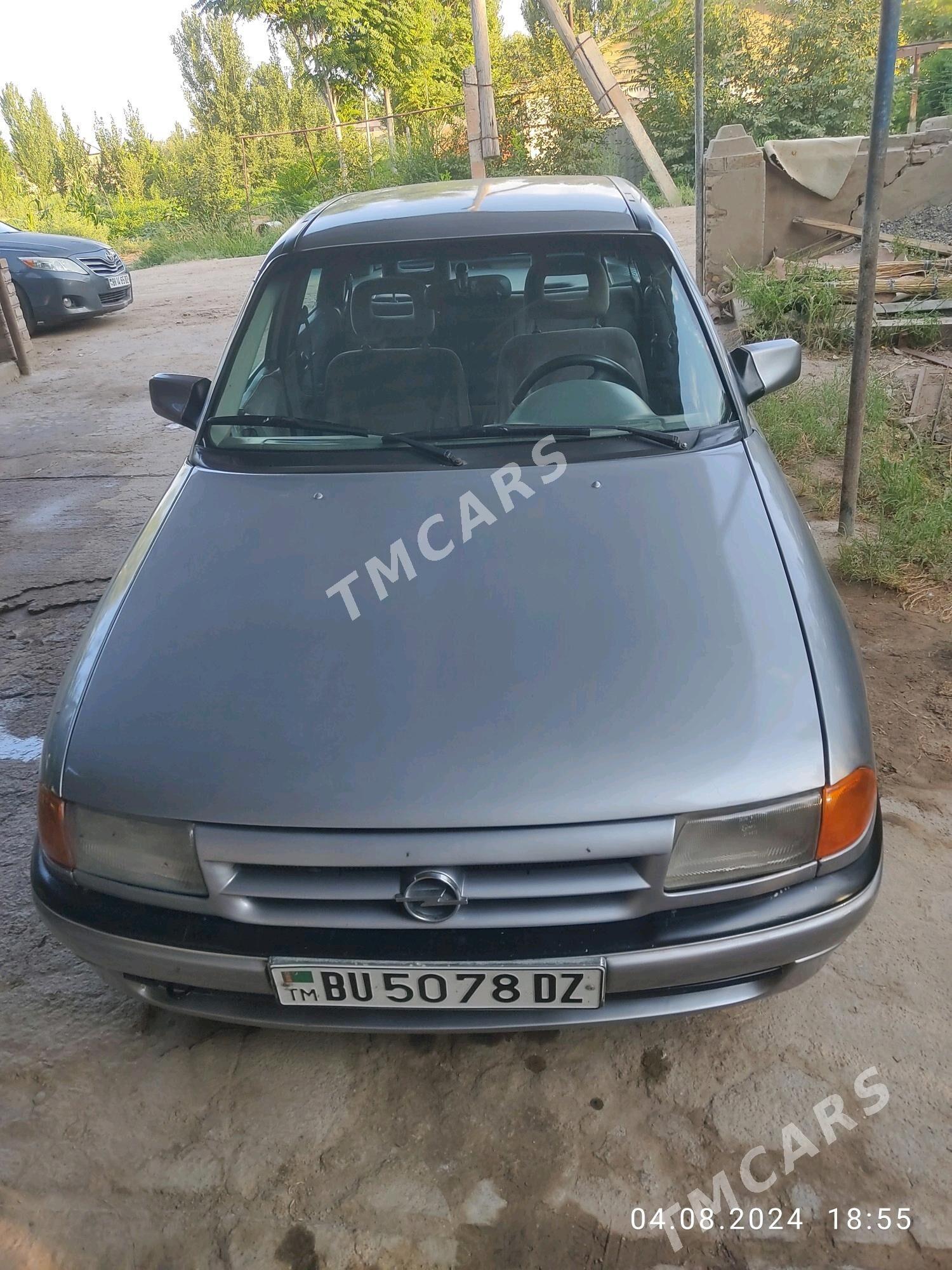 Opel Astra 1993 - 35 000 TMT - Губадаг - img 4