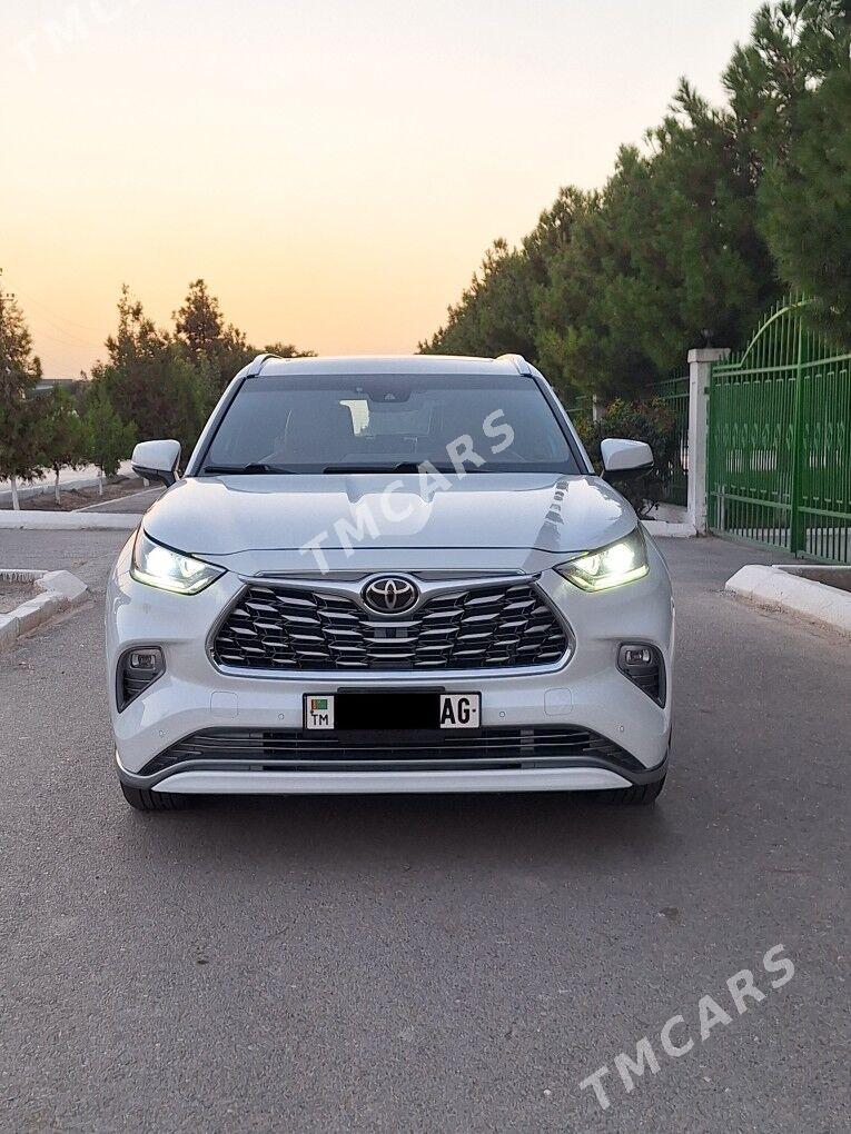 Toyota Highlander 2021 - 650 000 TMT - Aşgabat - img 3