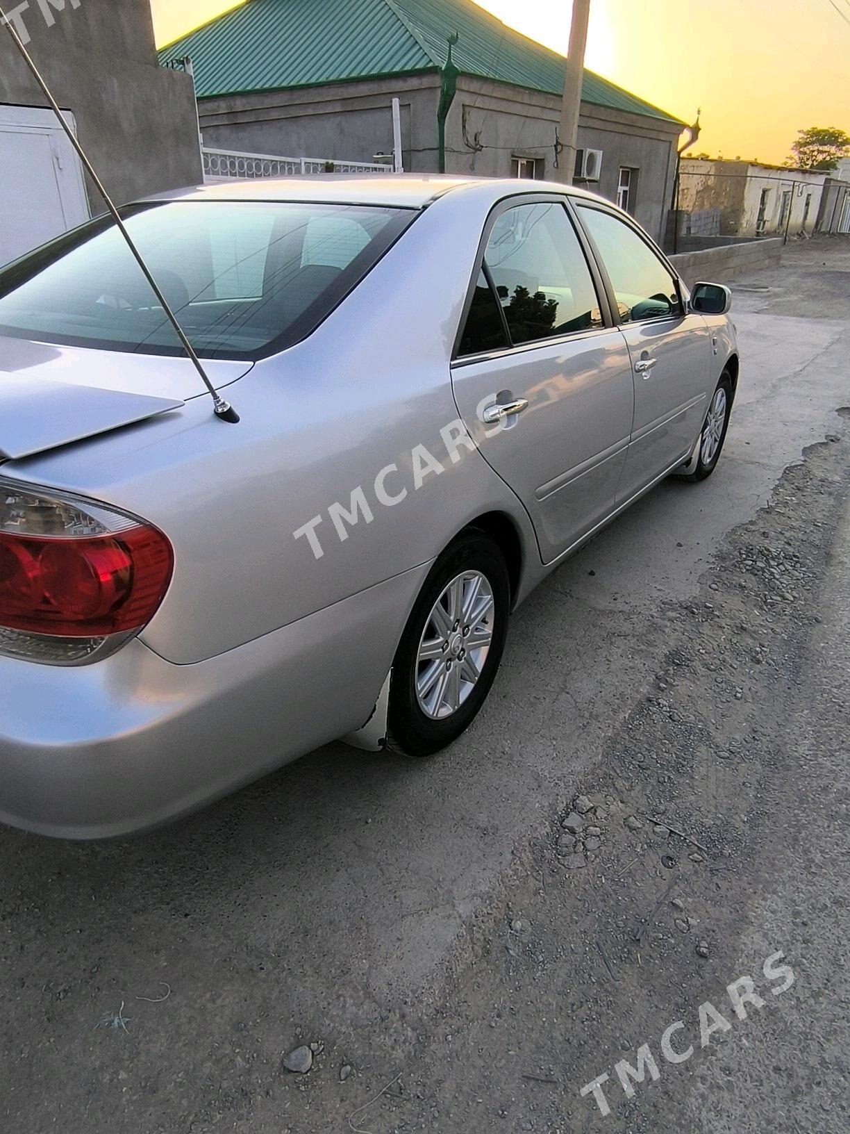 Toyota Camry 2002 - 146 000 TMT - Bäherden - img 7