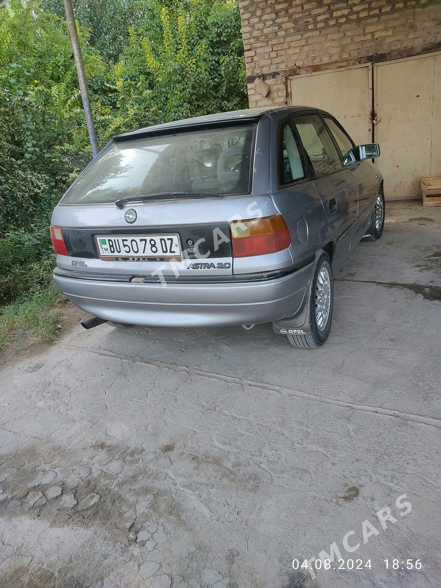 Opel Astra 1993 - 35 000 TMT - Губадаг - img 5