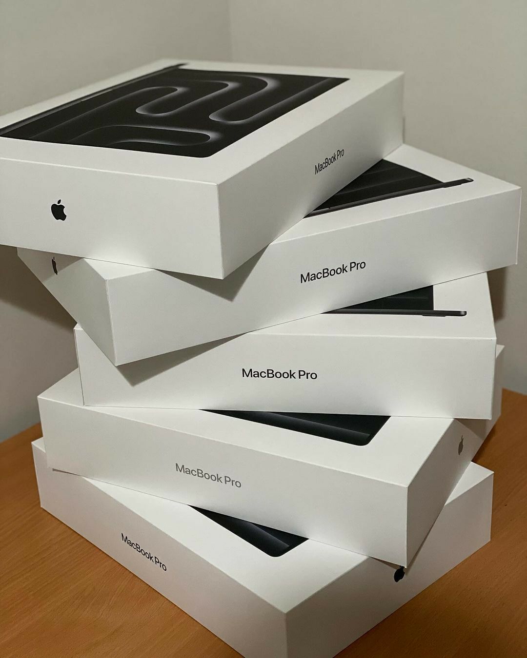 MacBook Pro16/128GB/2TB/M3max - Ашхабад - img 5