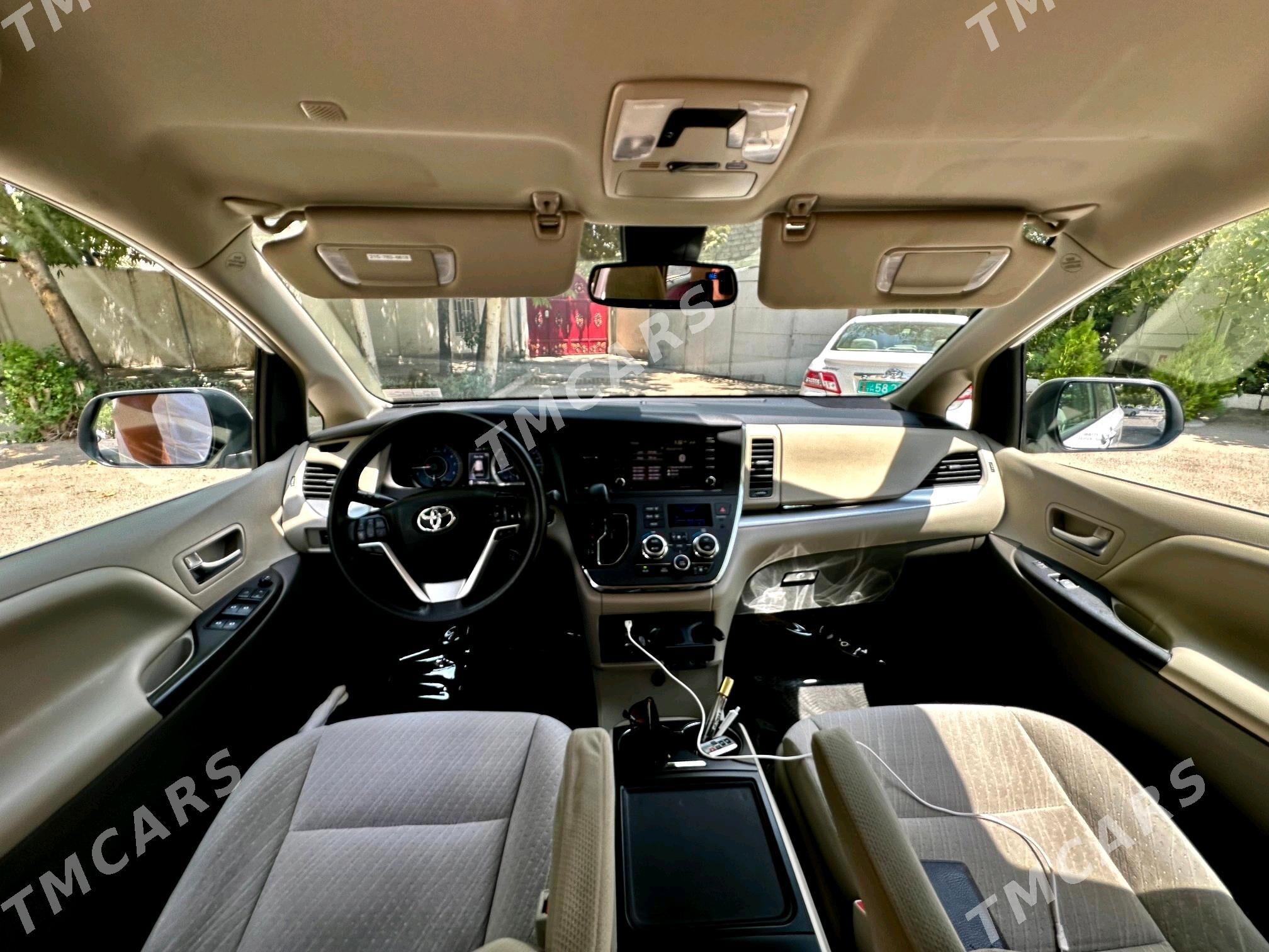 Toyota Sienna 2019 - 400 000 TMT - Ашхабад - img 7
