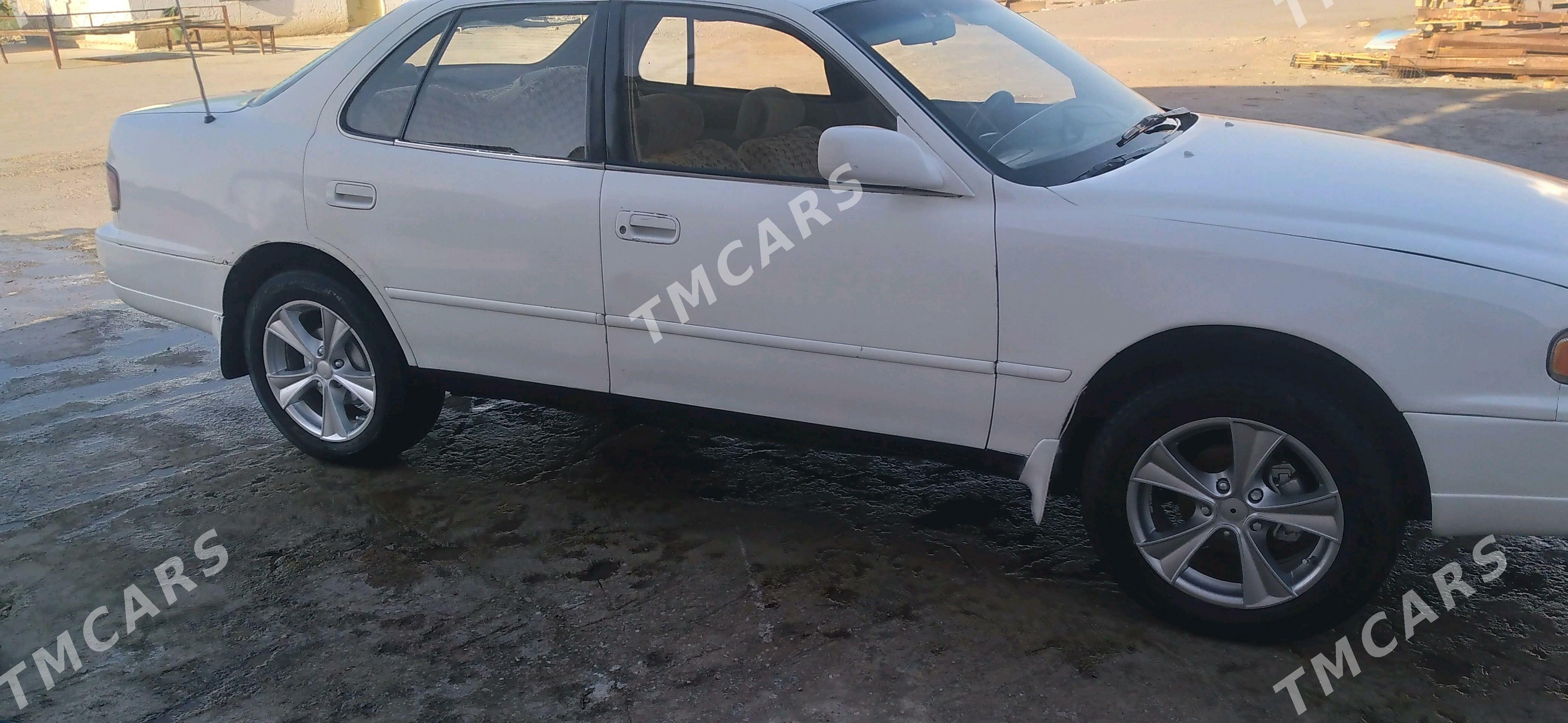 Toyota Camry 1994 - 62 000 TMT - Бабадайхан - img 2