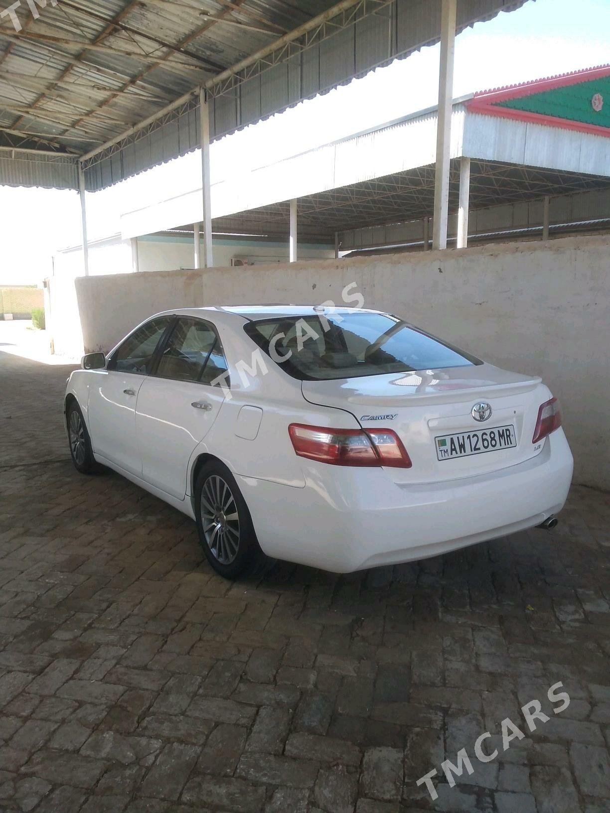 Toyota Camry 2009 - 120 000 TMT - Байрамали - img 3