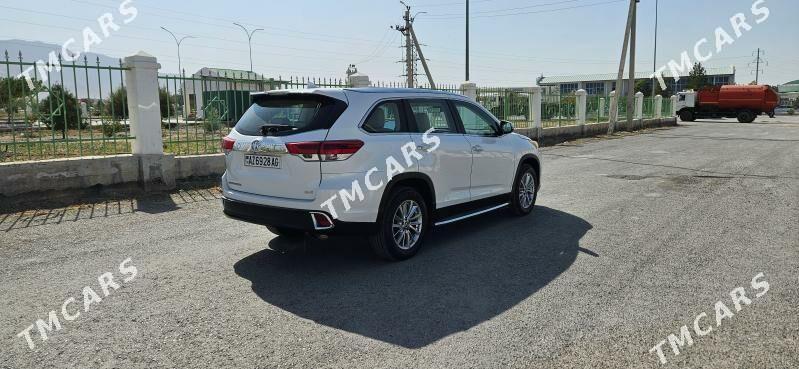 Toyota Highlander 2019 - 470 000 TMT - Ашхабад - img 2