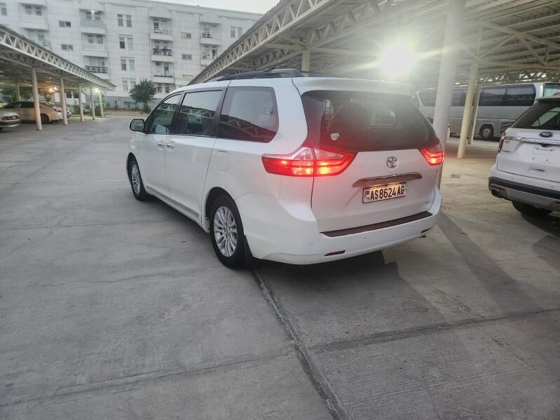 Toyota Sienna 2016 - 340 000 TMT - Aşgabat - img 4