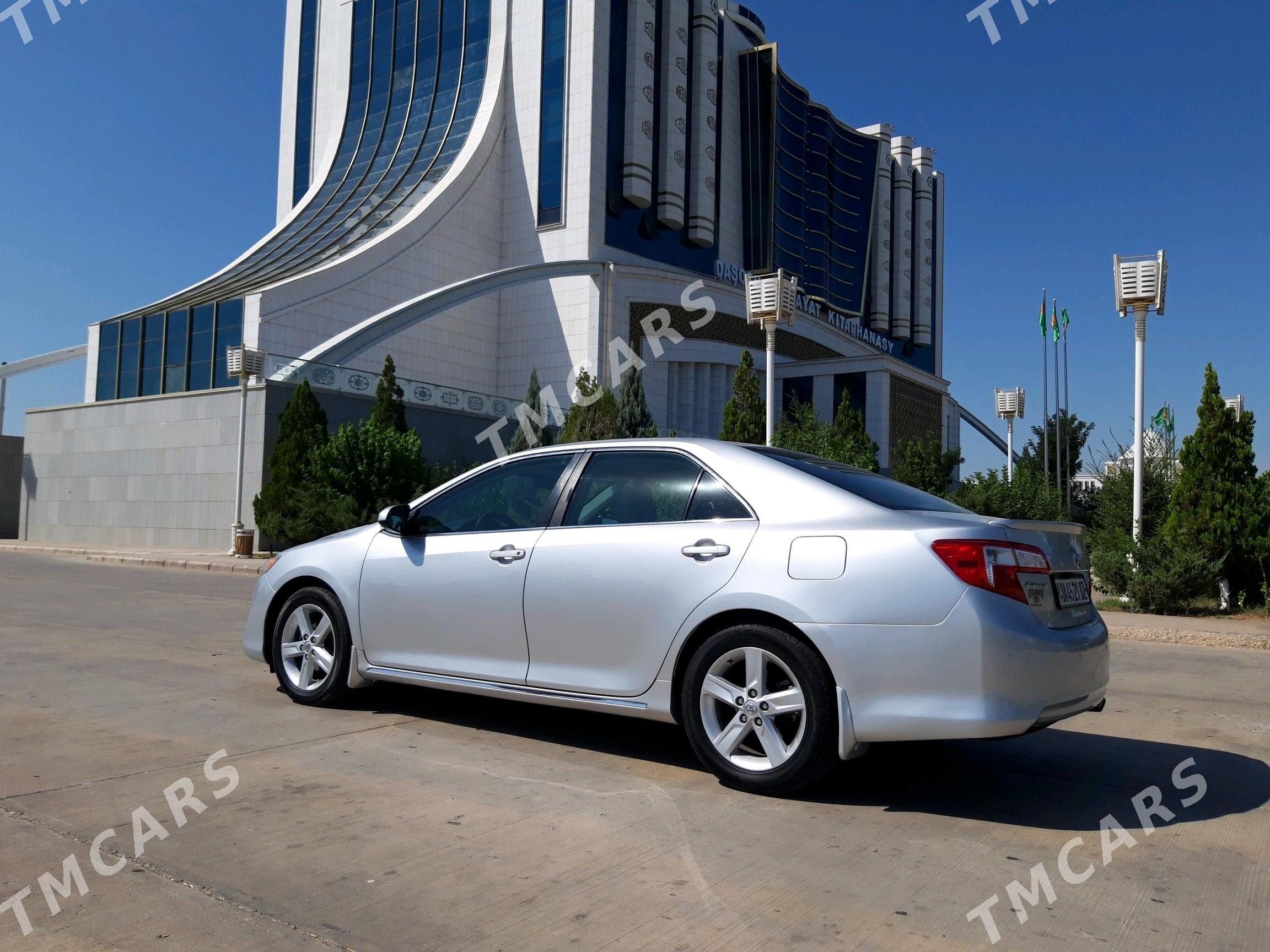 Toyota Camry 2013 - 190 000 TMT - Daşoguz - img 4