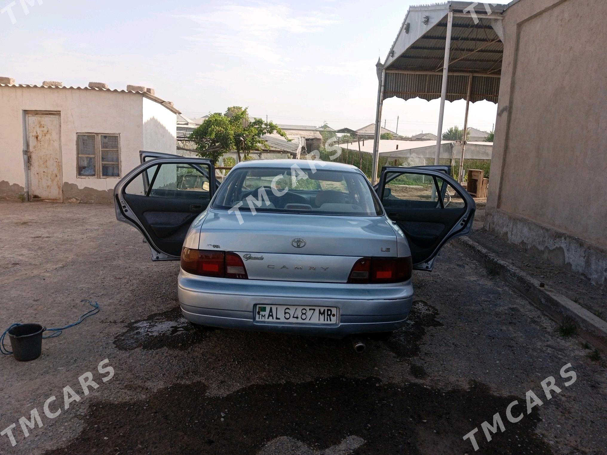 Toyota Camry 1996 - 60 000 TMT - Мургап - img 5