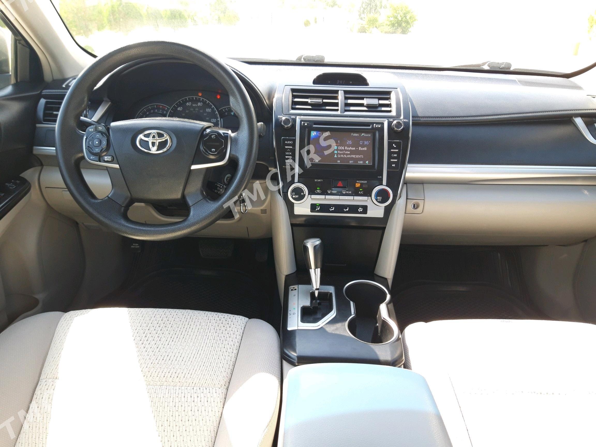 Toyota Camry 2013 - 190 000 TMT - Дашогуз - img 8
