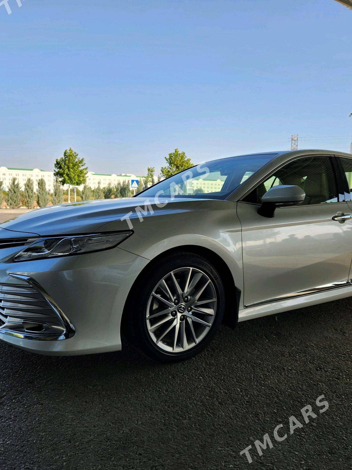 Toyota Camry 2021 - 580 000 TMT - Aşgabat - img 3