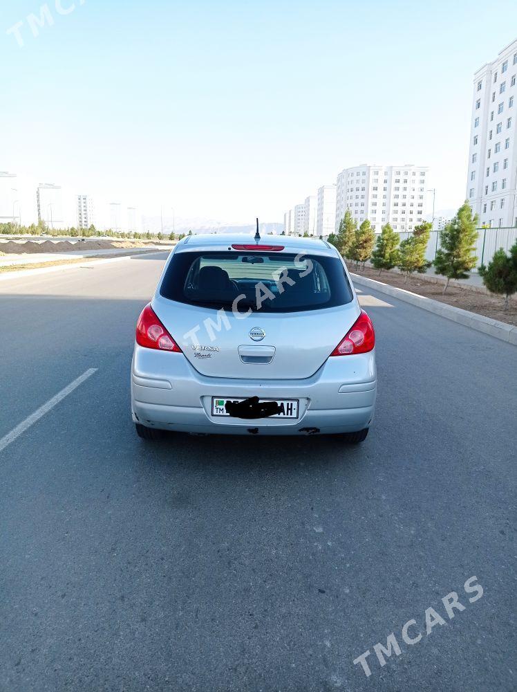 Nissan Versa 2011 - 90 000 TMT - Ашхабад - img 4