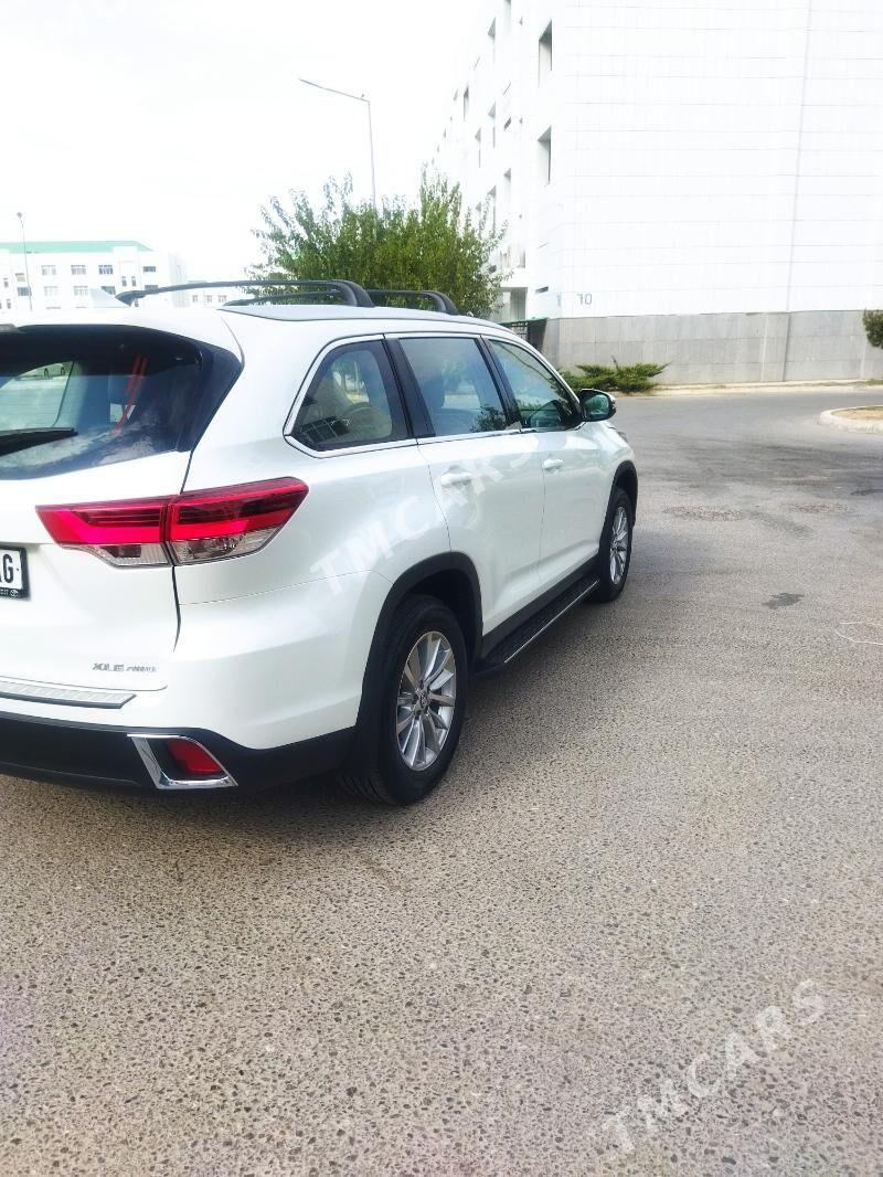 Toyota Highlander 2019 - 458 000 TMT - Ашхабад - img 8