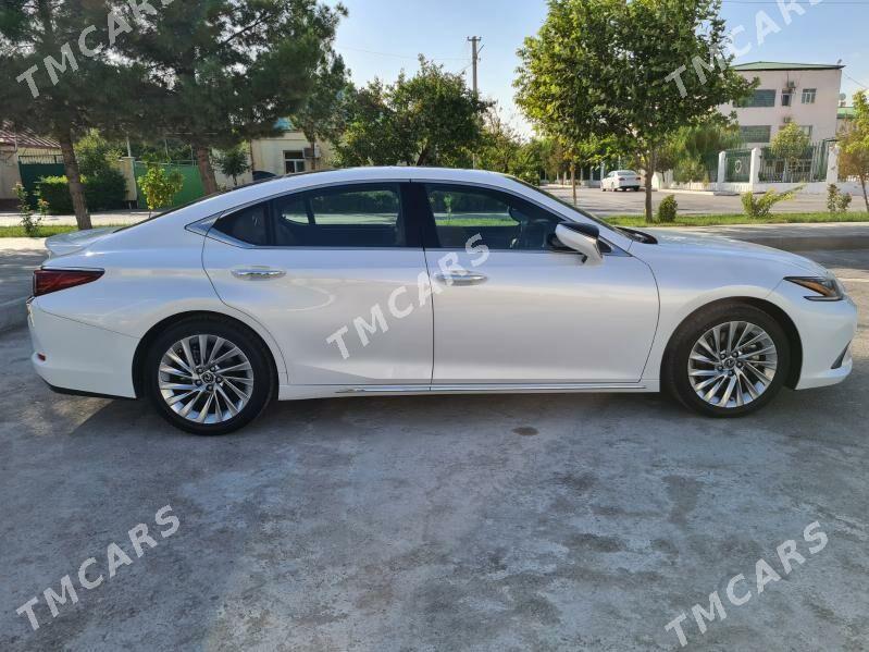 Lexus ES 350 2021 - 1 000 000 TMT - Hitrowka - img 2