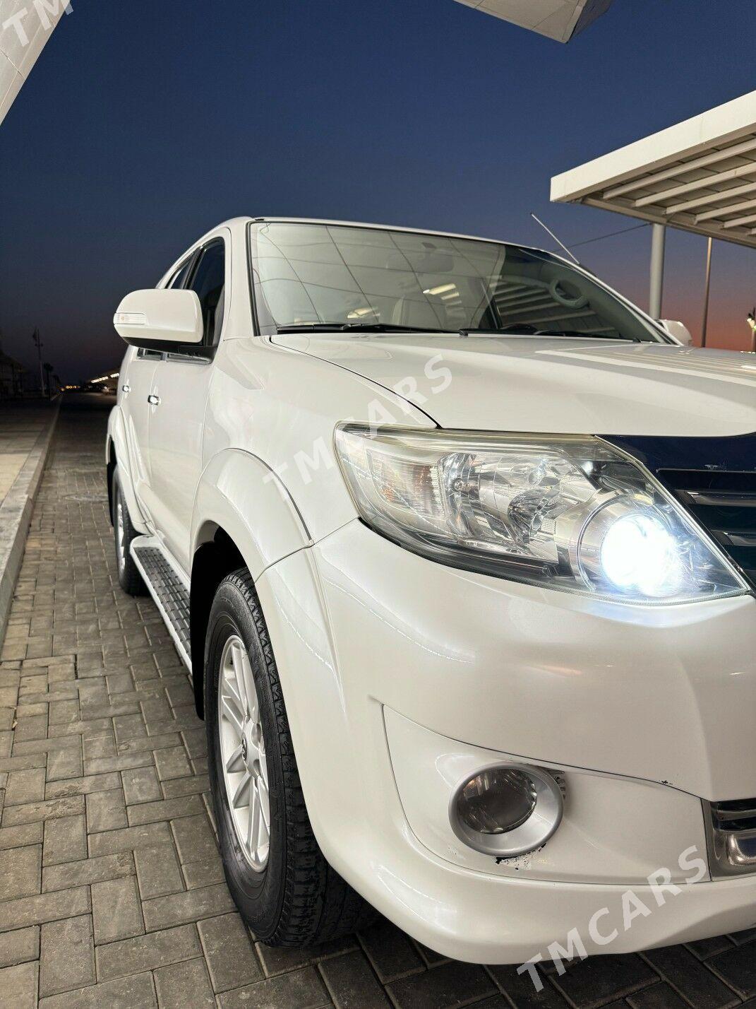 Toyota Fortuner 2013 - 365 000 TMT - Türkmenbaşy - img 3