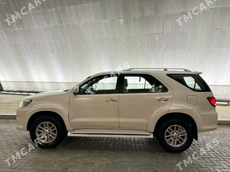 Toyota Fortuner 2013 - 365 000 TMT - Türkmenbaşy - img 4