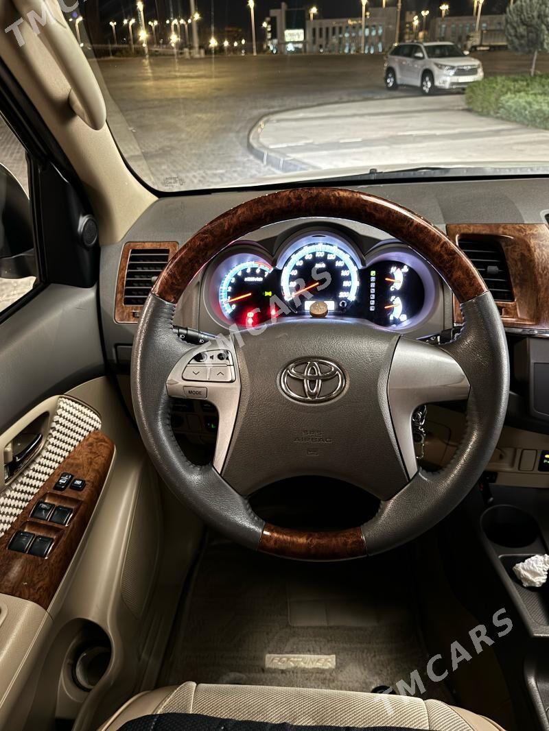 Toyota Fortuner 2013 - 365 000 TMT - Туркменбаши - img 8