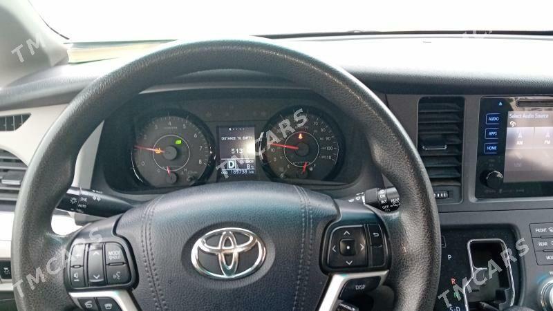 Toyota Sienna 2017 - 290 000 TMT - Aşgabat - img 7