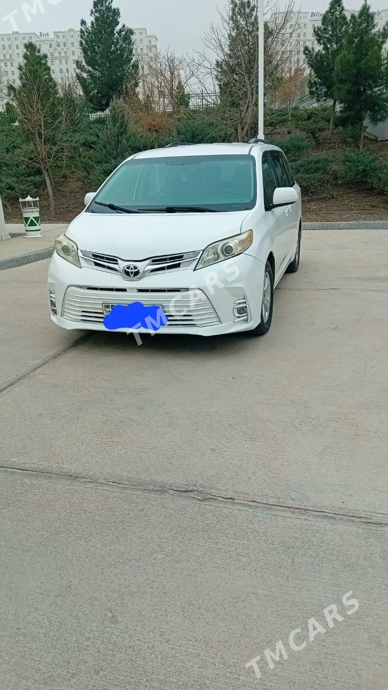 Toyota Sienna 2017 - 290 000 TMT - Aşgabat - img 3