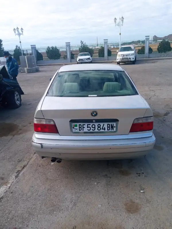 BMW 325 1 000 TMT - Türkmenbaşy - img 2