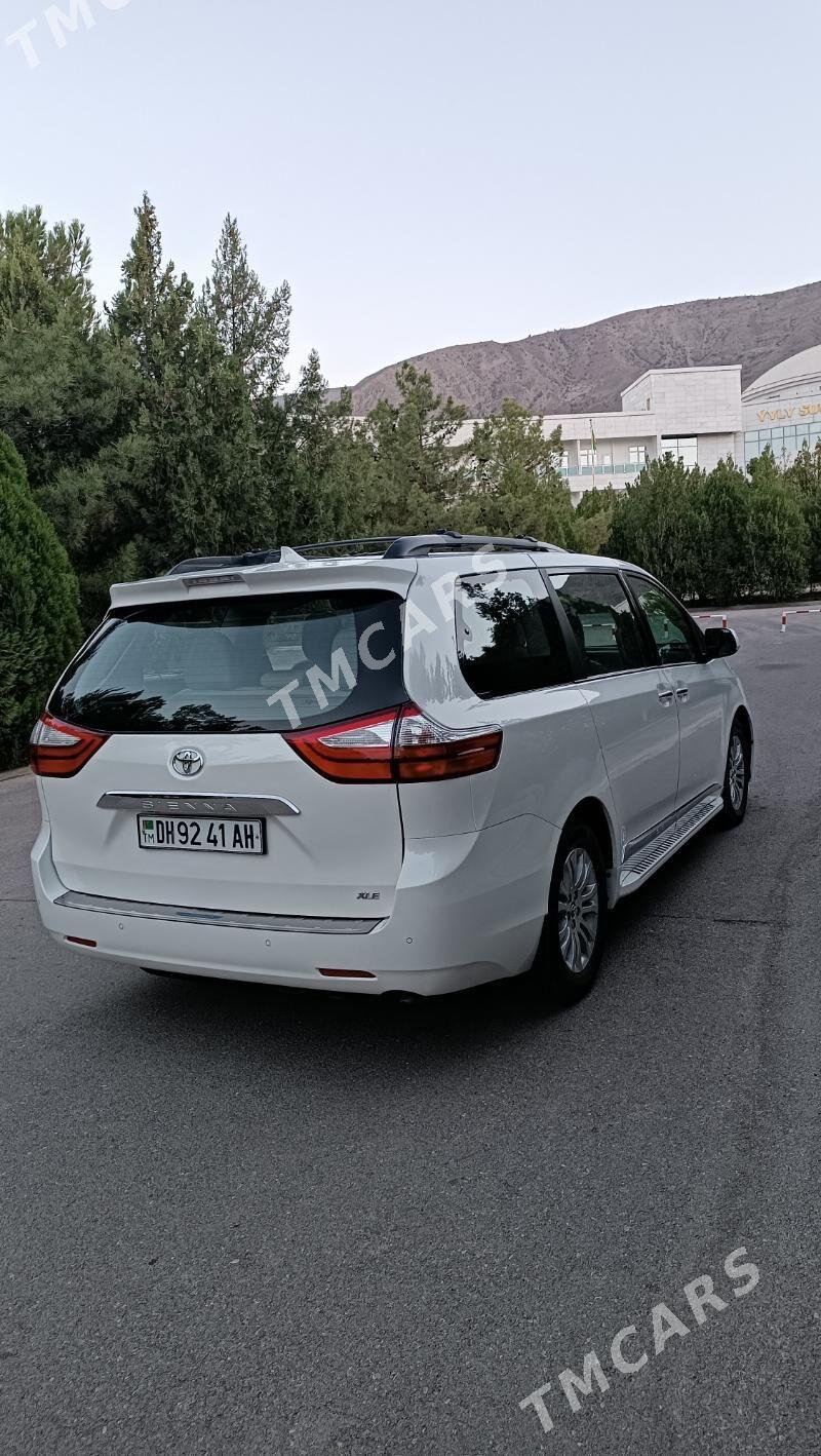 Toyota Sienna 2018 - 415 000 TMT - Bäherden - img 4