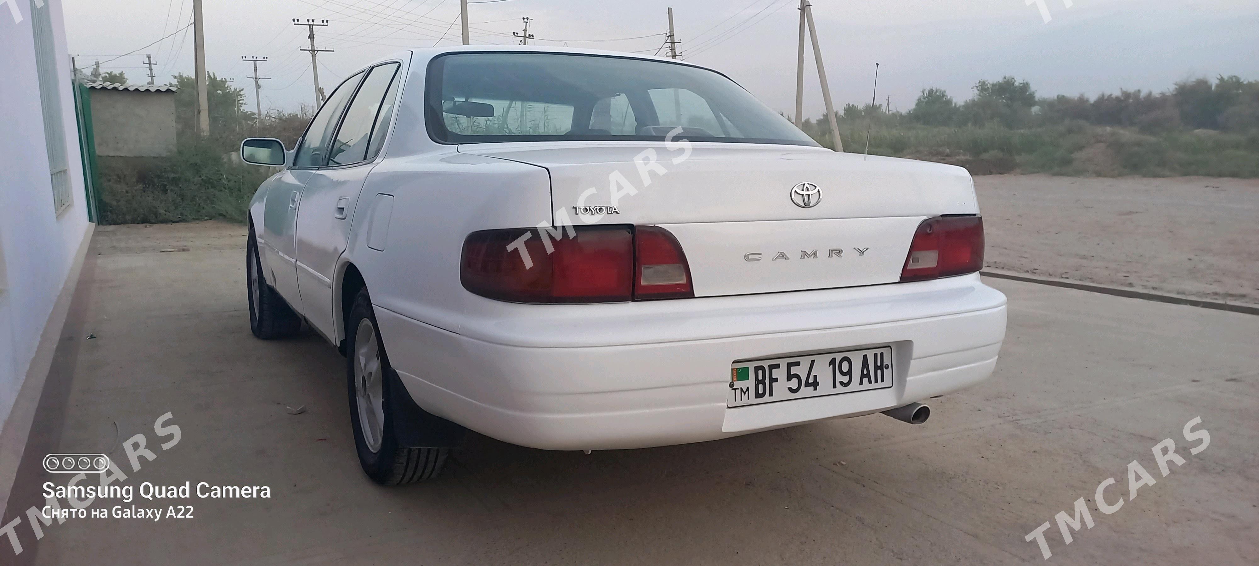 Toyota Camry 1994 - 68 000 TMT - Теджен - img 5