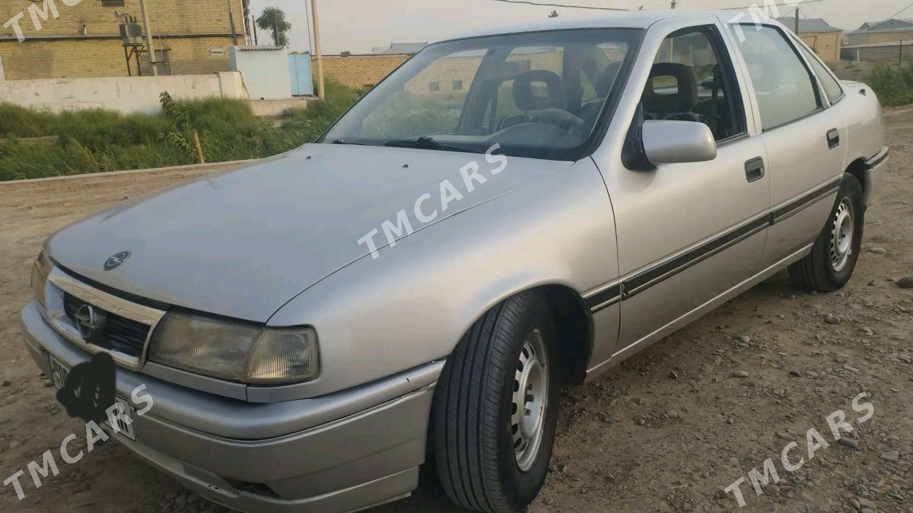 Opel Vectra 1992 - 36 000 TMT - Mary - img 2