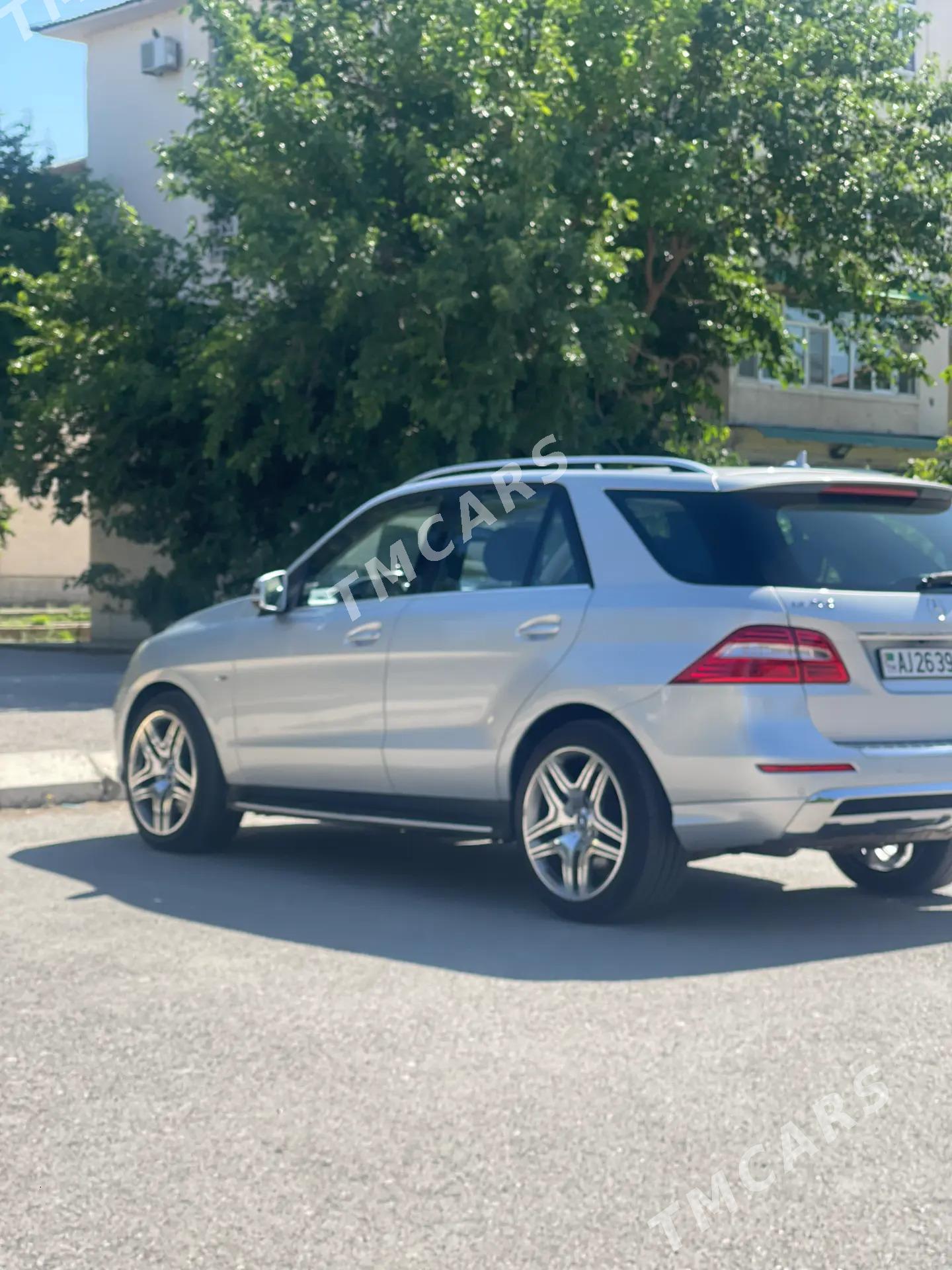 Mercedes-Benz ML350 2013 - 580 000 TMT - Aşgabat - img 3