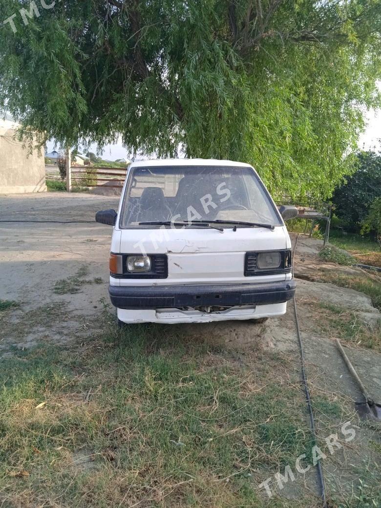 Toyota Hiace 1996 - 10 000 TMT - Бахарден - img 2