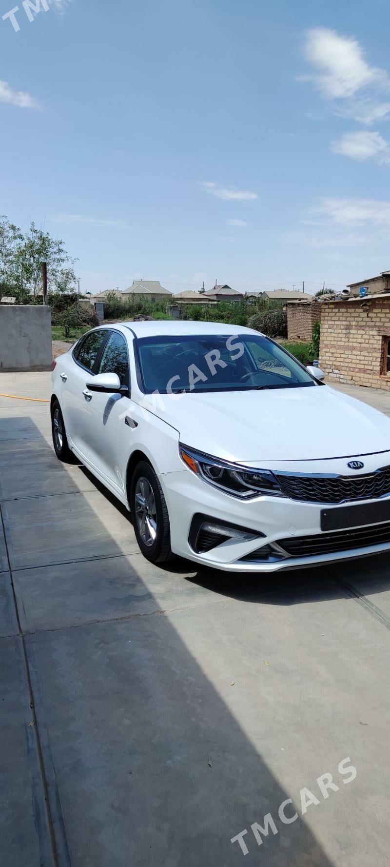 Kia Optima 2020 - 175 000 TMT - 9 mkr - img 2