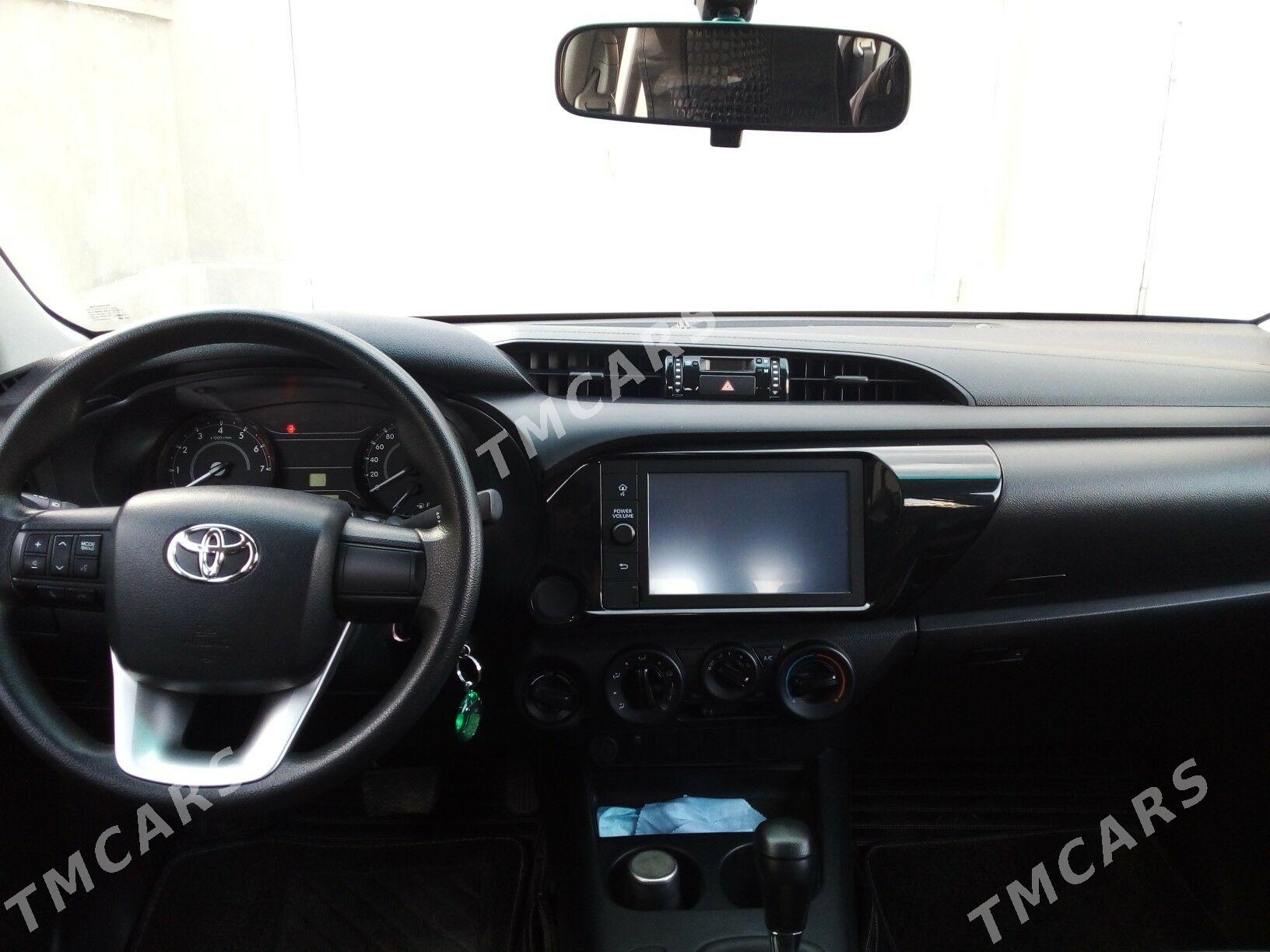 Toyota Hilux 2021 - 525 000 TMT - Sakar - img 5