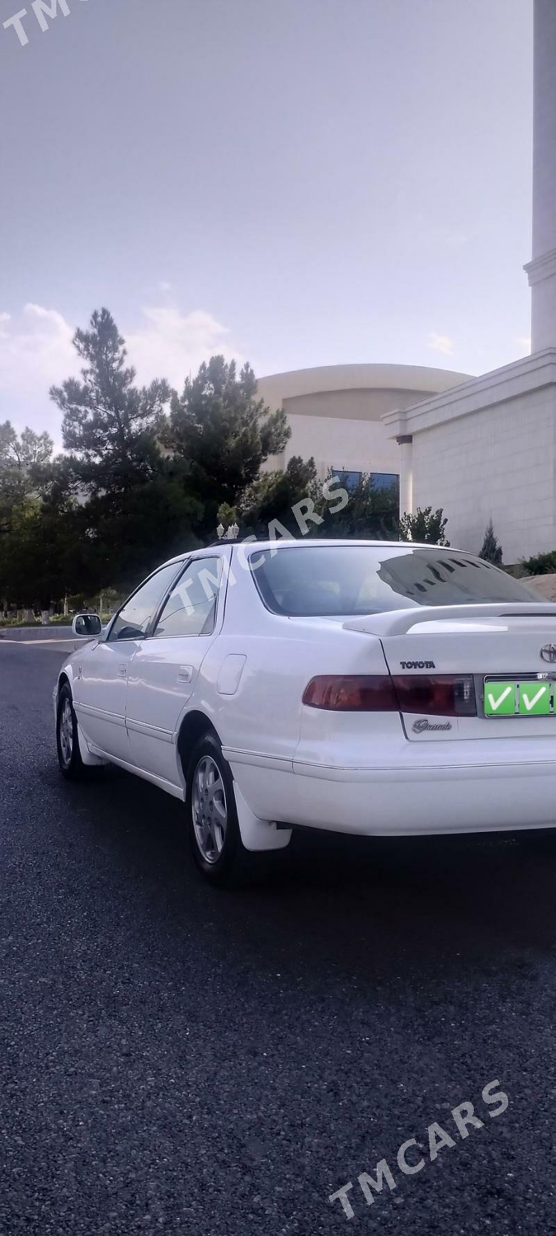 Toyota Camry 2001 - 140 000 TMT - Ашхабад - img 3