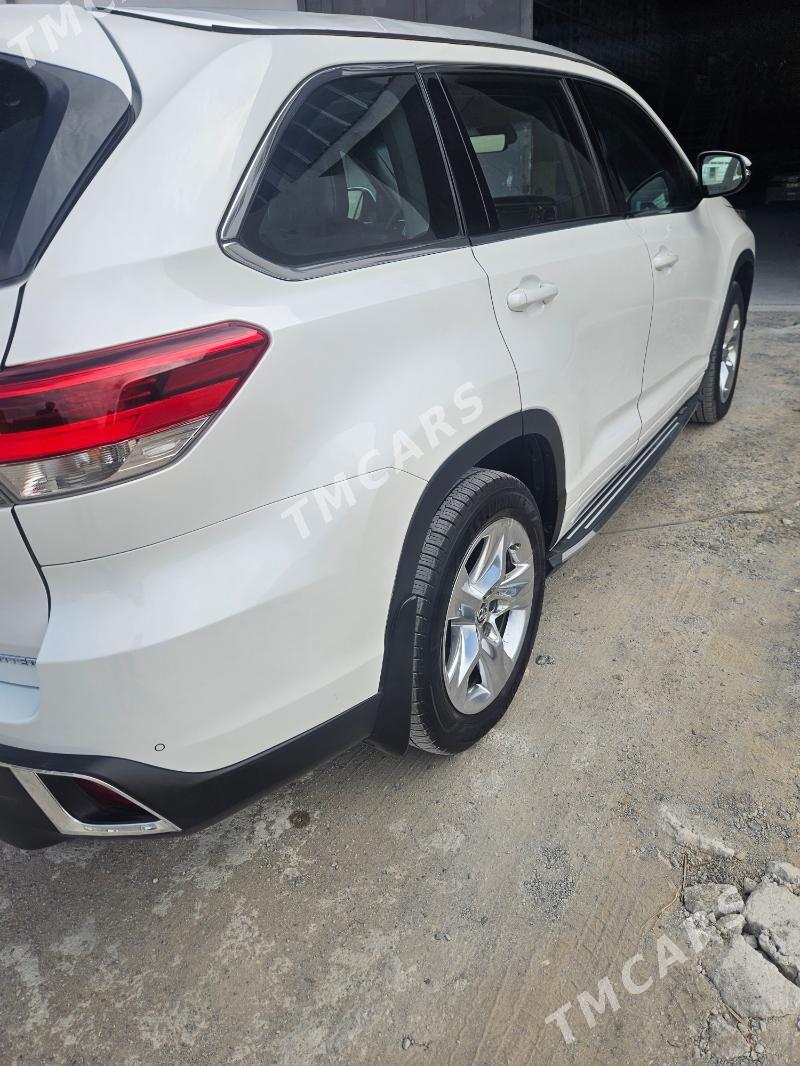 Toyota Highlander 2019 - 500 000 TMT - Aşgabat - img 3